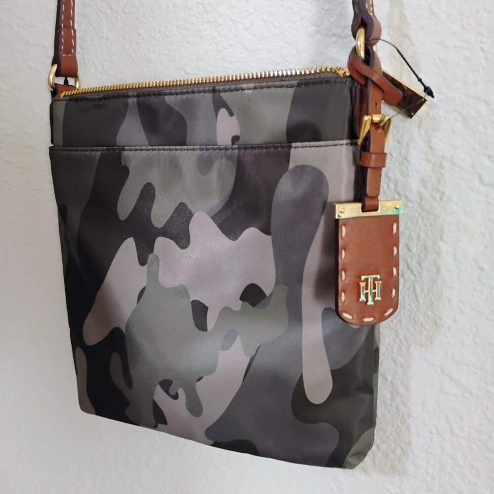 Tommy Hilfiger Crossbody Bag NWT